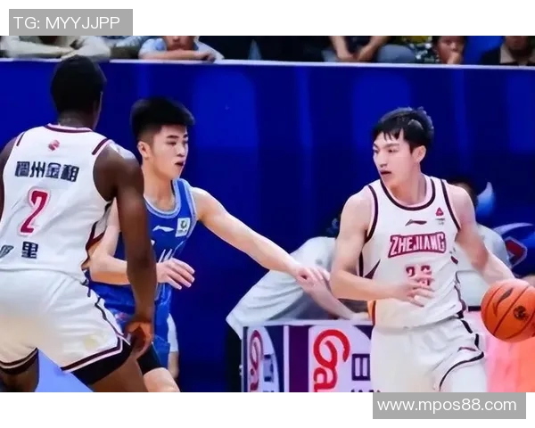 CBA山东队与深圳队精彩对决全场录像回顾与精彩瞬间分析